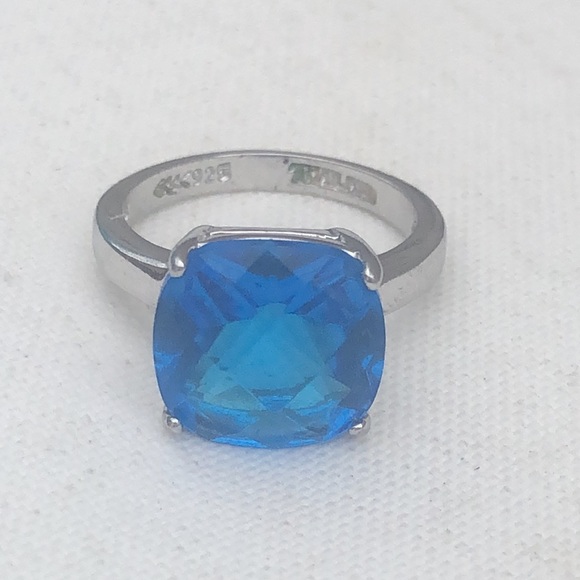 Sterling Silver Ring with Lab-created Blue Gem - Picture 2 of 8